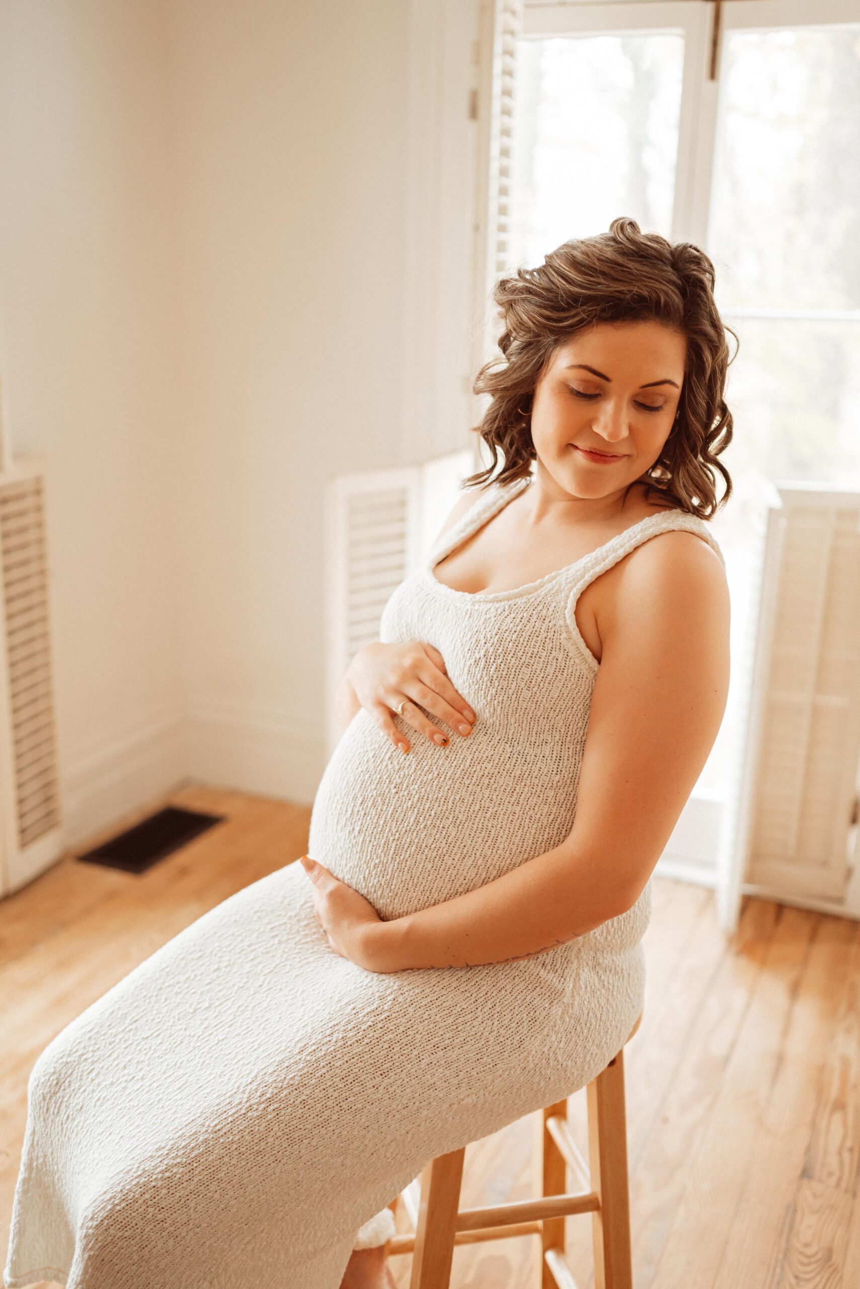 winter maternity photos